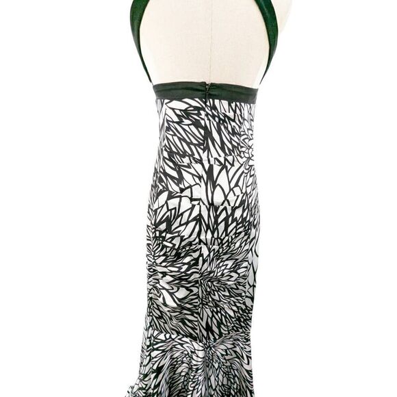 Morgan and Co Women's Boat Neckline Bodycon Open Back Dress Size Small - Picture 8 of 13